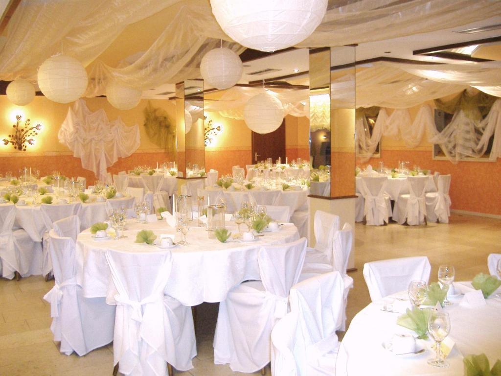לימבך Limbacher Hof Landgasthof & Restaurant מראה חיצוני תמונה